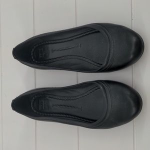 Frye Women's Carson Ballet Flat Black Size 7 Round Toe Casual Office